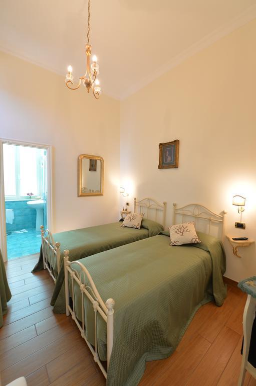 B&B Residenza Via Dei Mille 나폴리 외부 사진