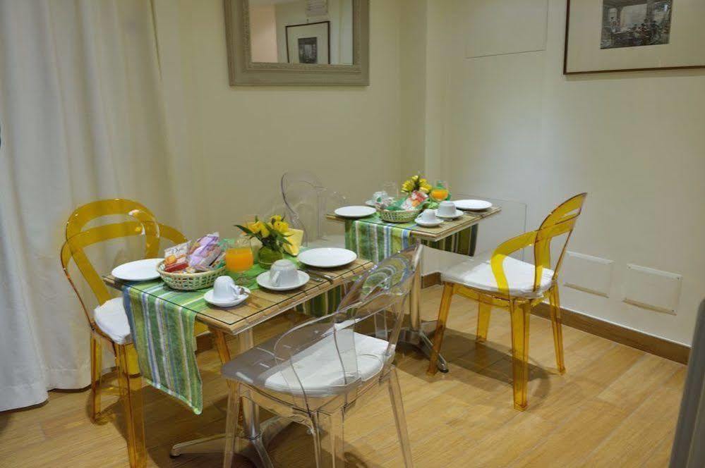 B&B Residenza Via Dei Mille 나폴리 외부 사진