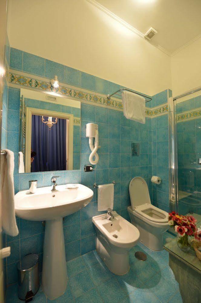 B&B Residenza Via Dei Mille 나폴리 외부 사진